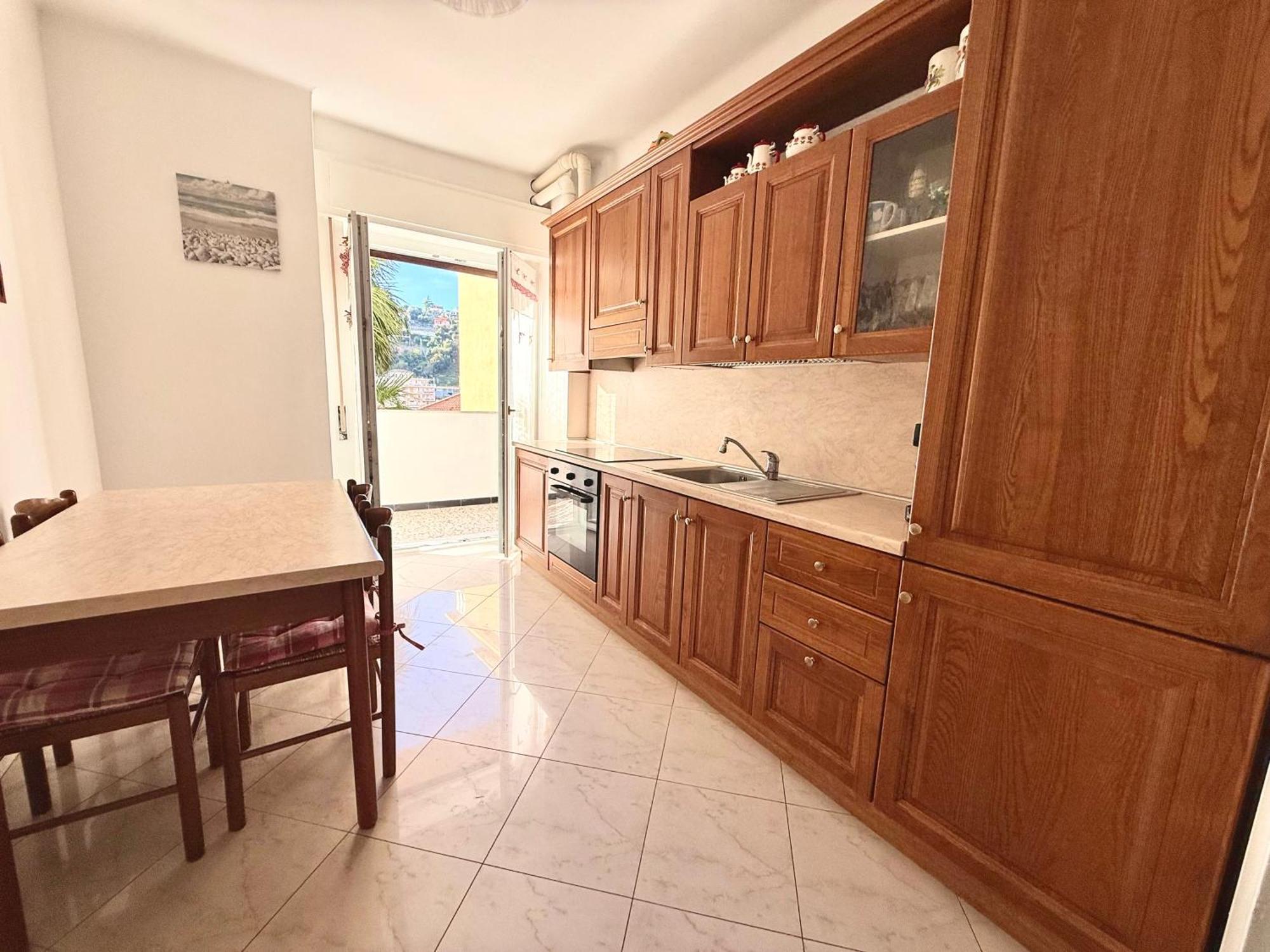 Apartamento Il Giardino Del Comandante - Trilocale Con Garage San Remo Exterior foto