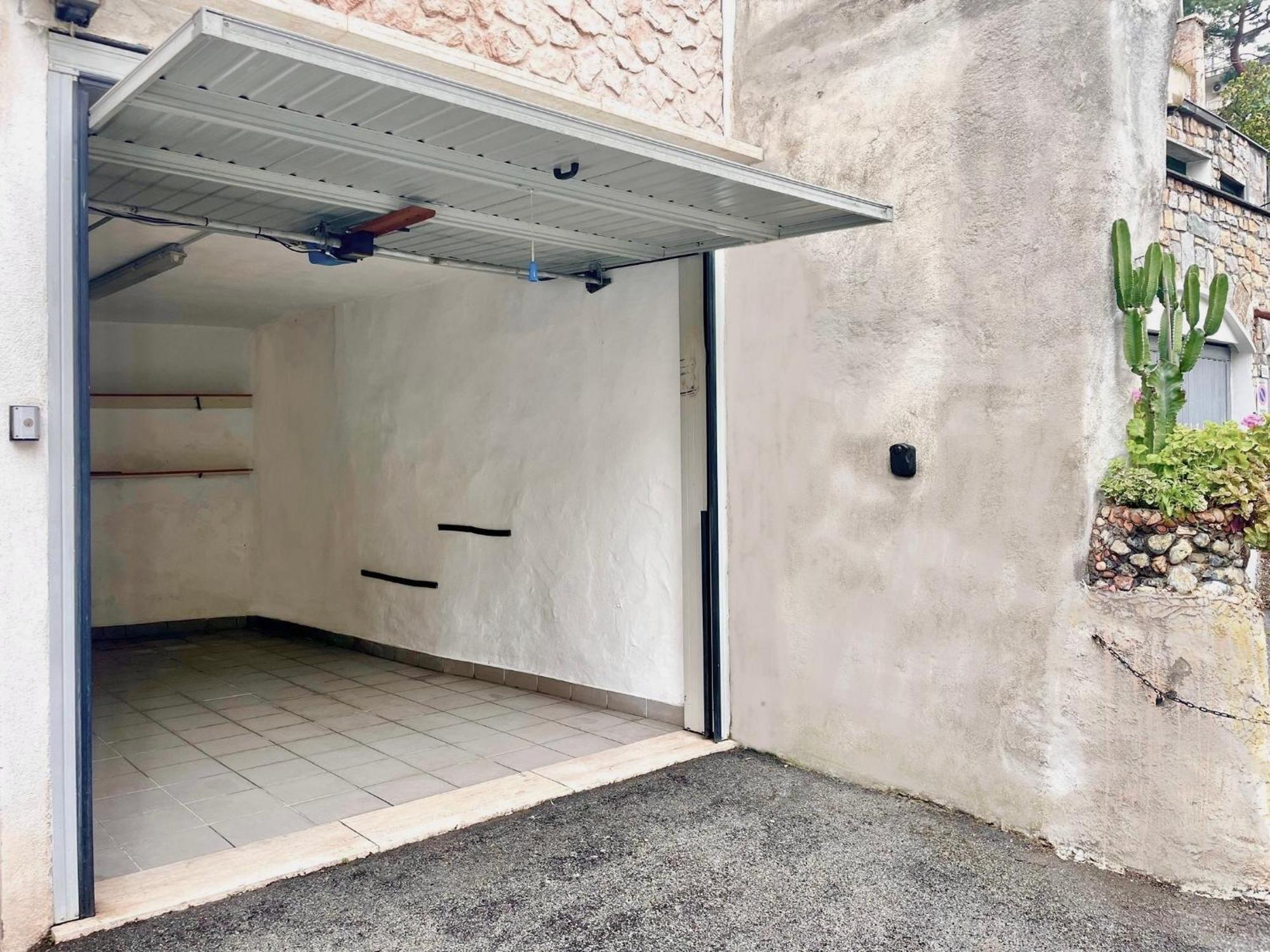 Apartamento Il Giardino Del Comandante - Trilocale Con Garage San Remo Exterior foto